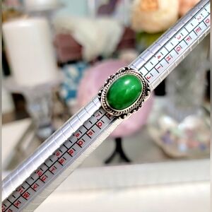 STERLING SILVER 925 Artisan Crafted Genuine Oval Jade Ring
